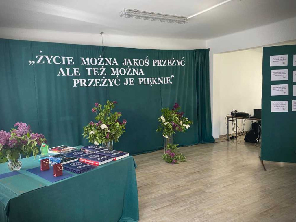 Hrubieszów: Pożegnanie maturzystów ZS nr 4 [ZDJĘCIA]