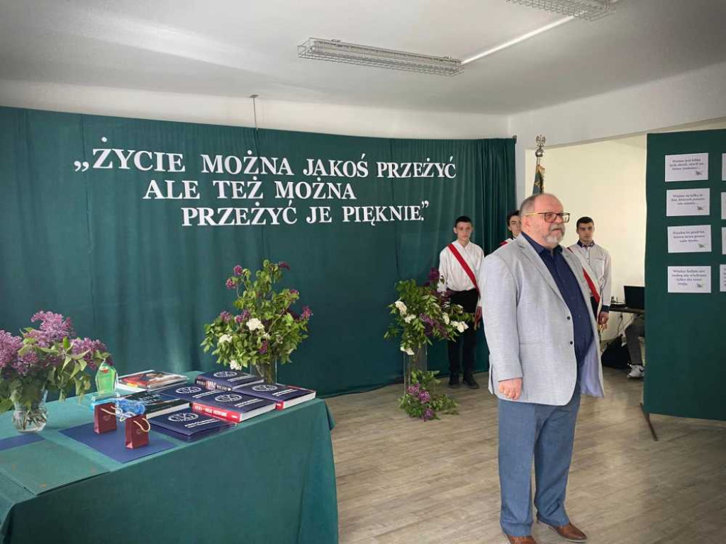 Hrubieszów: Pożegnanie maturzystów ZS nr 4 [ZDJĘCIA]