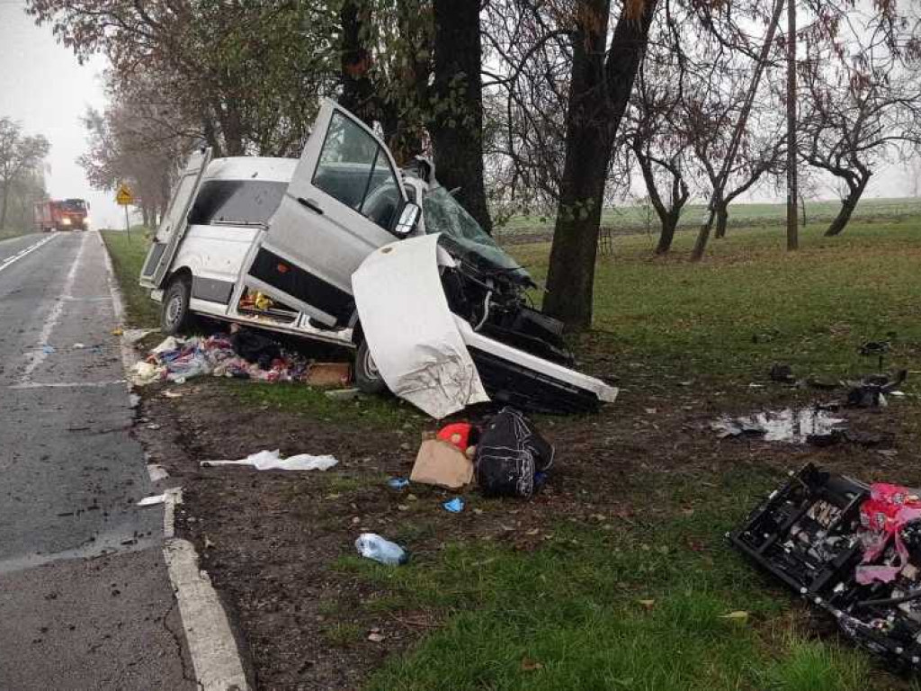 W wypadku w Wereszynie zginęła mała dziewczynka i dwie kobiety. Prokuratura skierowała do sądu akt oskarżenia [ZDJĘCIA]