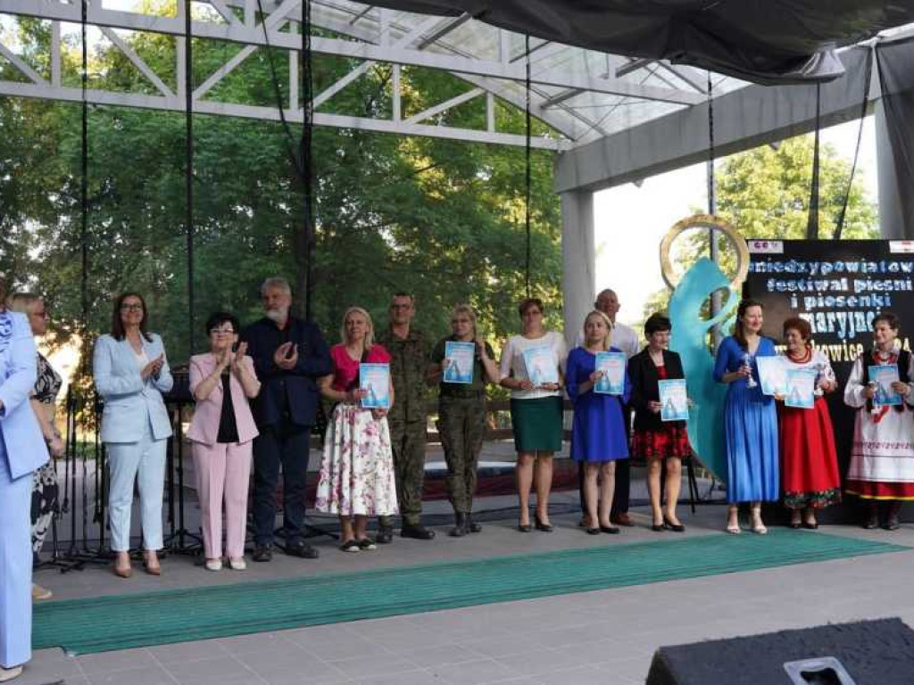 Za nami XII Międzypowiatowy Festiwal Pieśni i Piosenki Maryjnej w Werbkowicach [ZDJĘCIA]