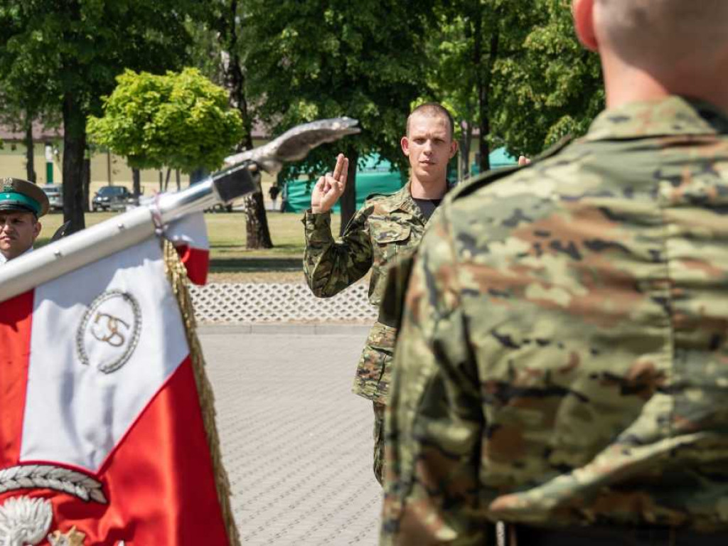 Święto Nadbużańskiego Oddziału Straży Granicznej. Ślubowanie, awanse, odznaczenia [ZDJĘCIA]
