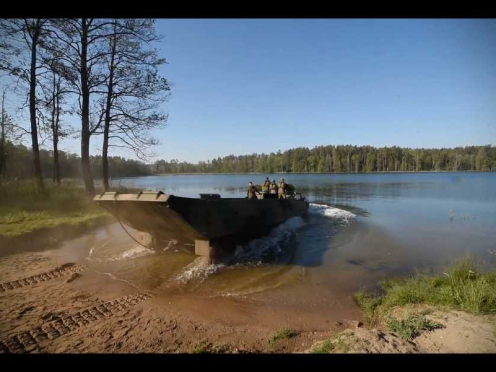Przeprawa wodna hrubieszowskich zwiadowców [ZDJĘCIA, WIDEO]