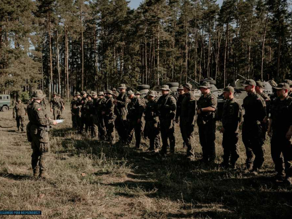 Przeprawa wodna hrubieszowskich zwiadowców [ZDJĘCIA, WIDEO]