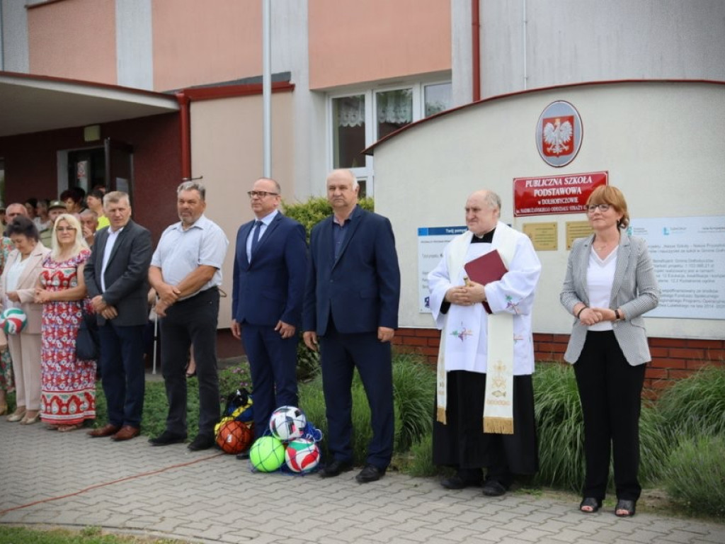Nowe boisko otwarte! [ZDJĘCIA]