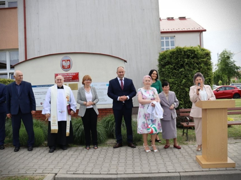 Nowe boisko otwarte! [ZDJĘCIA]