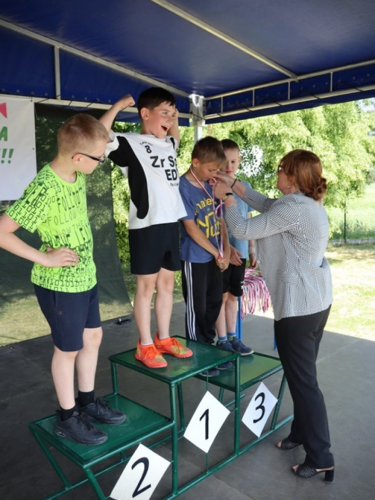 Nowe boisko otwarte! [ZDJĘCIA]