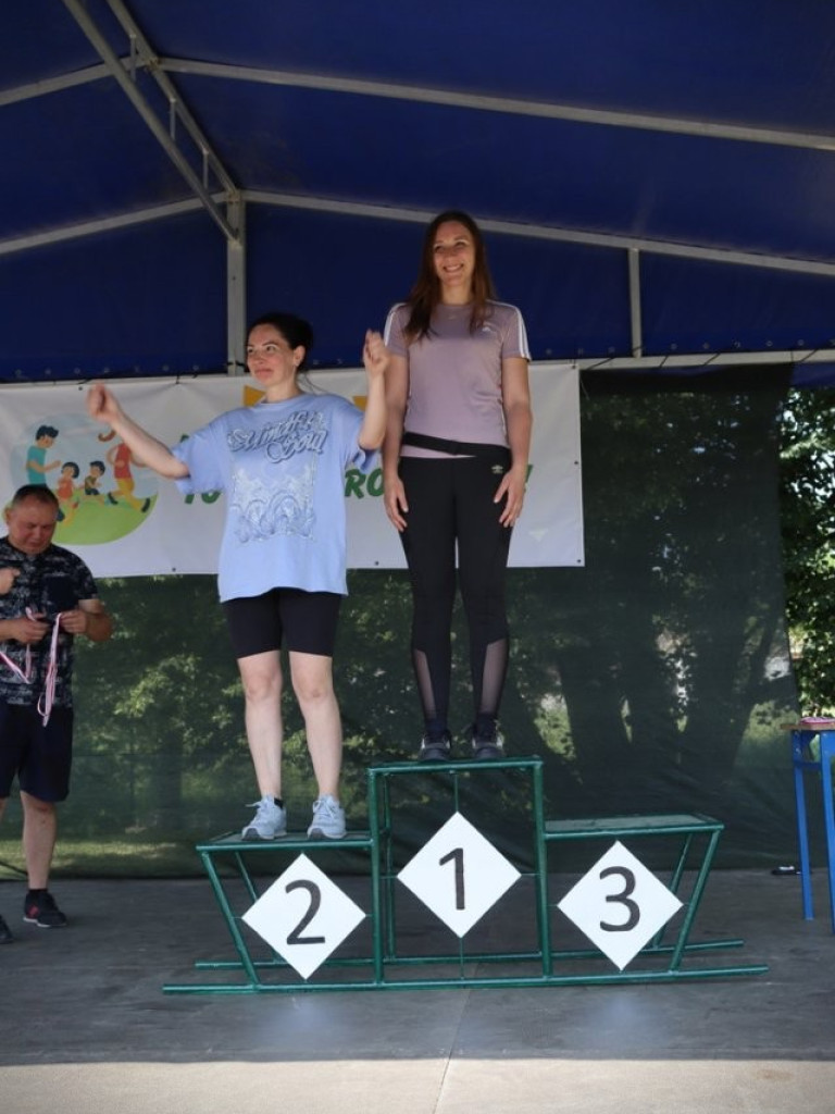 Nowe boisko otwarte! [ZDJĘCIA]