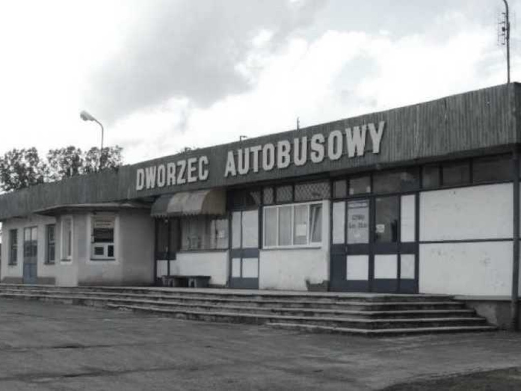 Hrubieszów: Nowa siedziba Rejonu Dróg Wojewódzkich i Obwodu Drogowego w byłym budynku PKS [ZDJĘCIA]