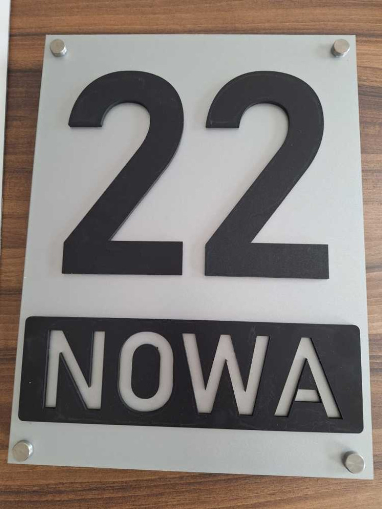 Hrubieszów: Nowa siedziba Rejonu Dróg Wojewódzkich i Obwodu Drogowego w byłym budynku PKS [ZDJĘCIA]