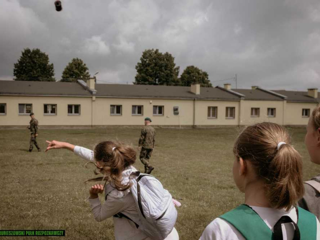 Hrubieszów: W dniu otwartym koszary odwiedziło ponad 1500 osób! [ZDJĘCIA]