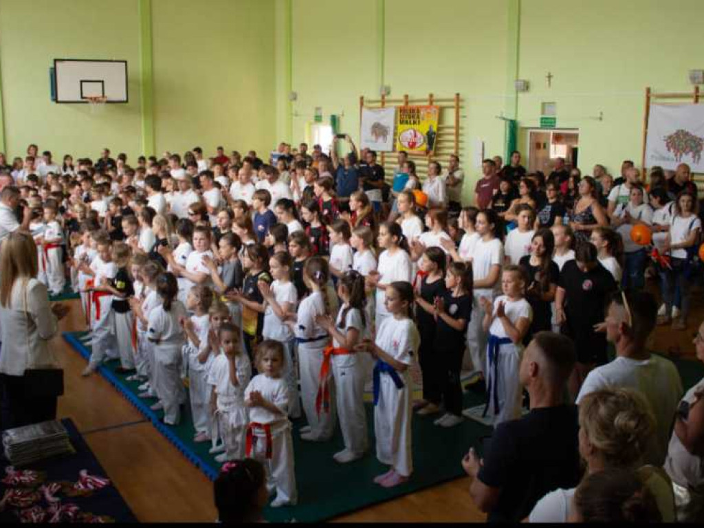 Dziewięć medali Mistrzostw Polski młodych sportowców! [ZDJĘCIA]