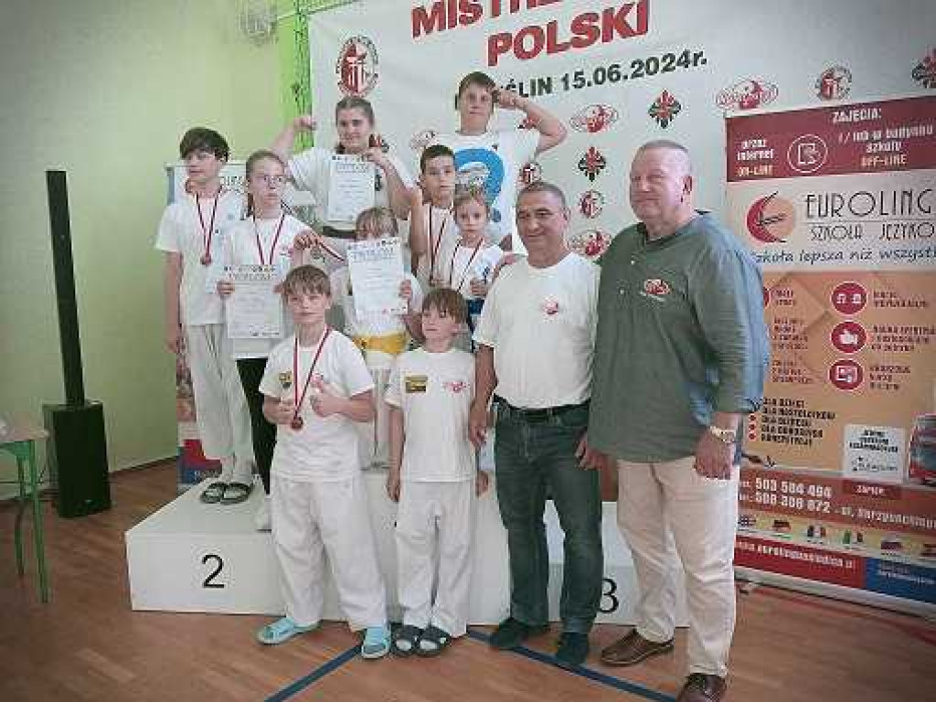 Dziewięć medali Mistrzostw Polski młodych sportowców! [ZDJĘCIA]