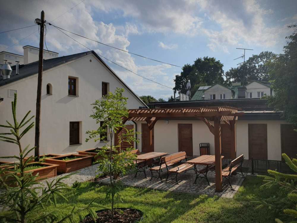 Gdzieś w Hrubieszowie... Remont dworku przy ul. Staszica [ZDJĘCIA]