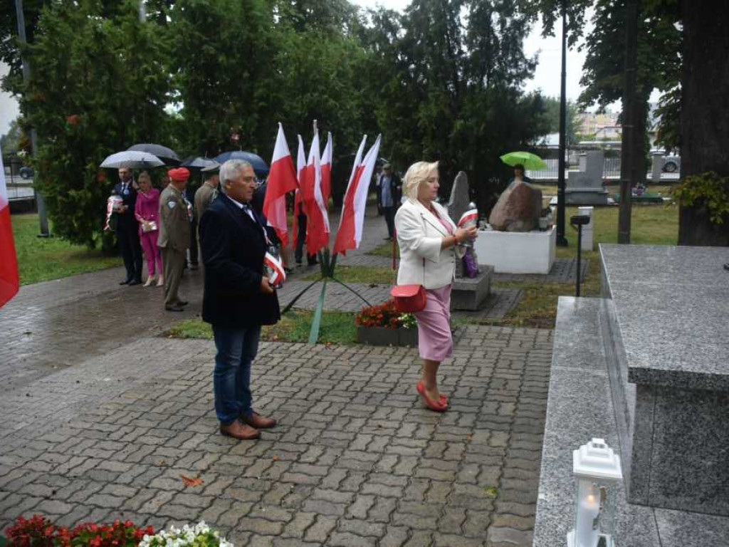 Hrubieszów: Uczczono pamięć ofiar Rzezi Wołyńskiej [ZDJĘCIA]