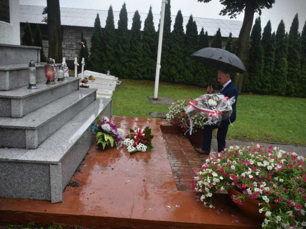 Hrubieszów: Uczczono pamięć ofiar Rzezi Wołyńskiej [ZDJĘCIA]