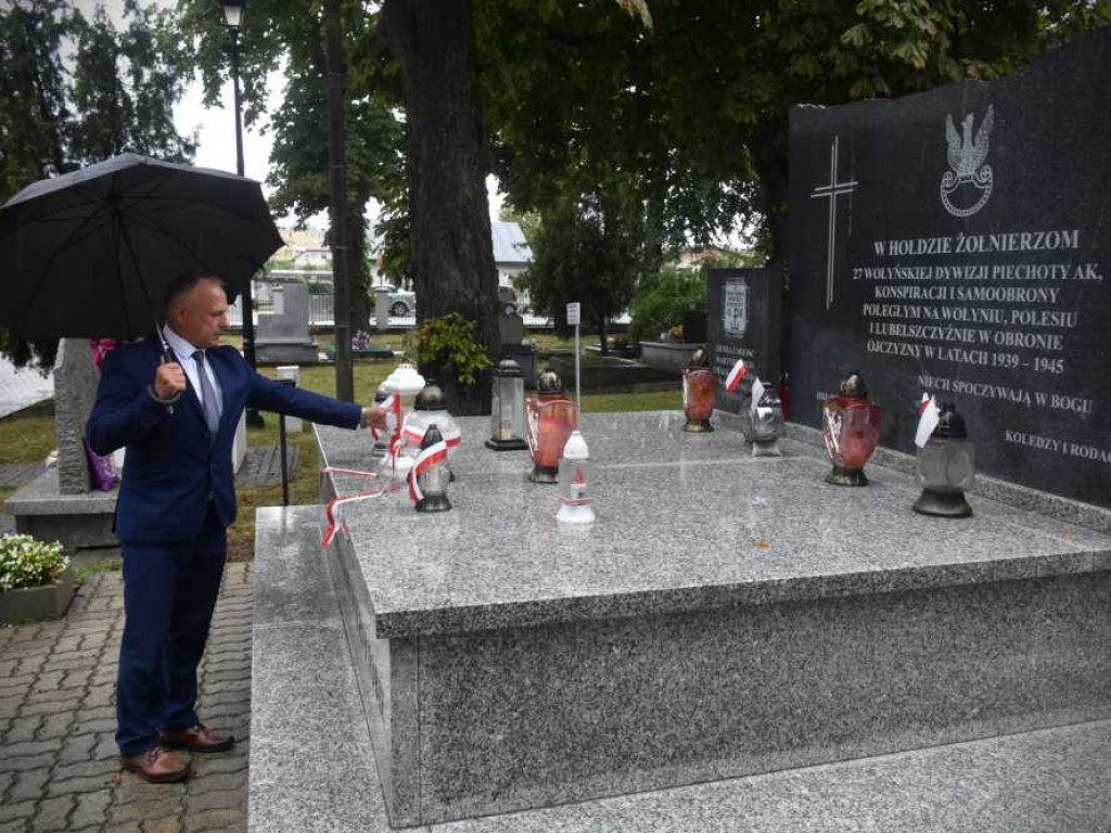 Hrubieszów: Uczczono pamięć ofiar Rzezi Wołyńskiej [ZDJĘCIA]