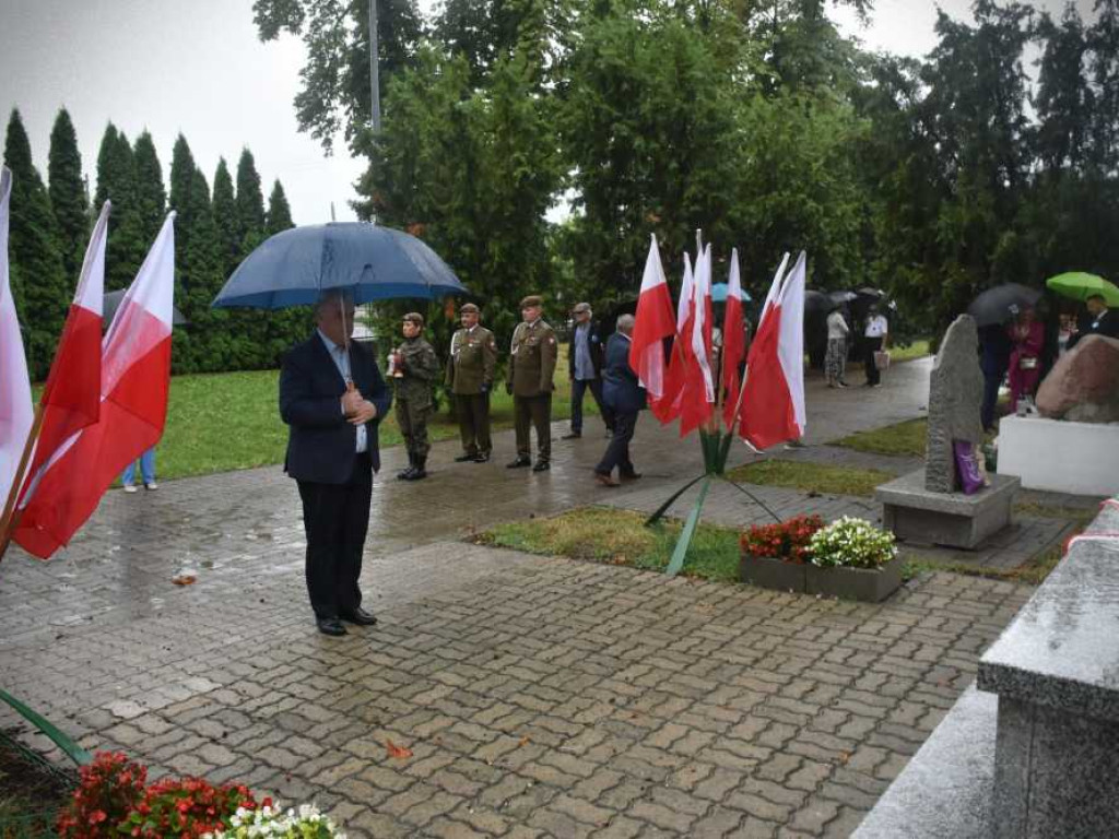 Hrubieszów: Uczczono pamięć ofiar Rzezi Wołyńskiej [ZDJĘCIA]