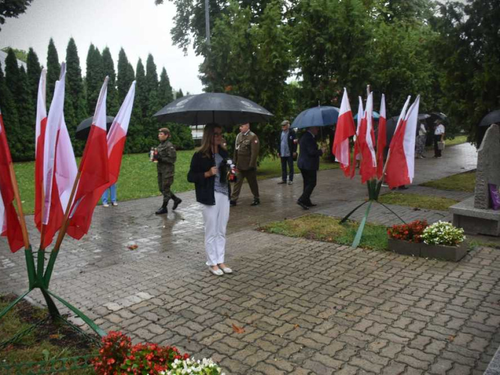 Hrubieszów: Uczczono pamięć ofiar Rzezi Wołyńskiej [ZDJĘCIA]