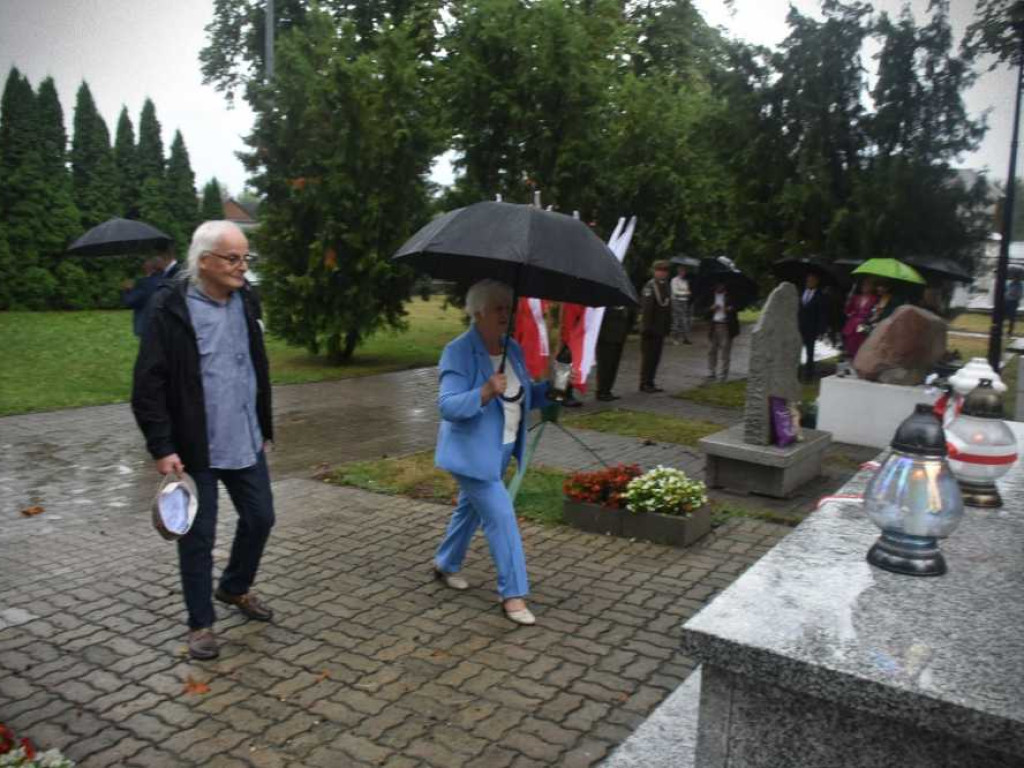 Hrubieszów: Uczczono pamięć ofiar Rzezi Wołyńskiej [ZDJĘCIA]