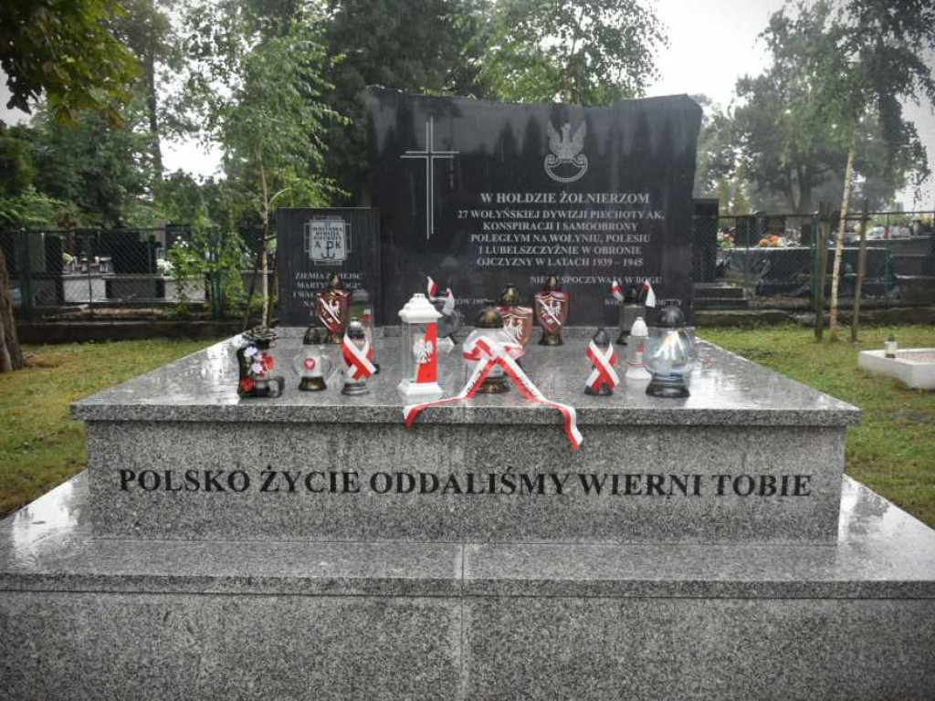Hrubieszów: Uczczono pamięć ofiar Rzezi Wołyńskiej [ZDJĘCIA]