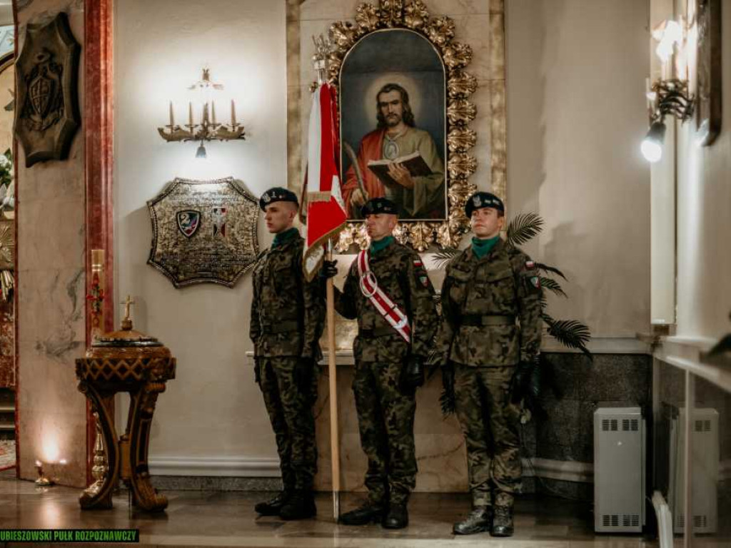 Hrubieszowscy zwiadowcy uczcili 104 rocznicę powstania 2 Pułku Strzelców Konnych i pamięć pomordowanych [ZDJĘCIA]