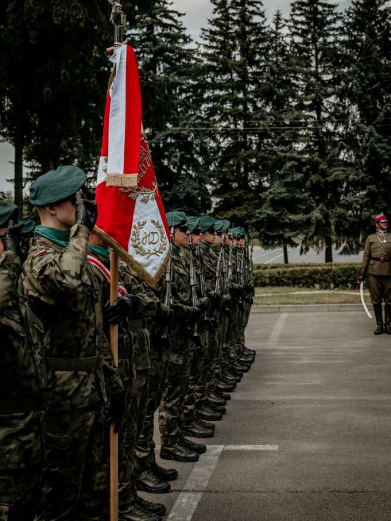Hrubieszowscy zwiadowcy uczcili 104 rocznicę powstania 2 Pułku Strzelców Konnych i pamięć pomordowanych [ZDJĘCIA]