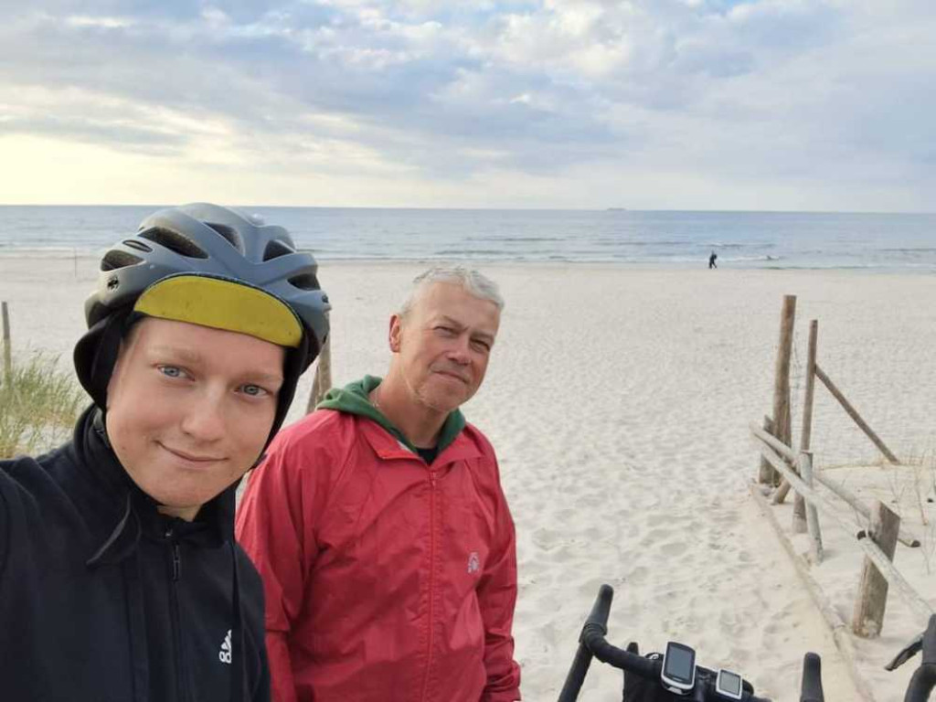 Z Rozkoszówki rowerami dookoła Polski. Ojciec z synem przemierzyli 2770 km [ZDJĘCIA]