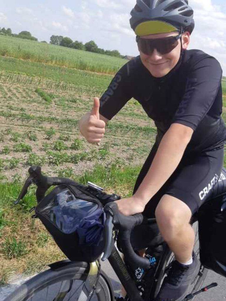 Z Rozkoszówki rowerami dookoła Polski. Ojciec z synem przemierzyli 2770 km [ZDJĘCIA]