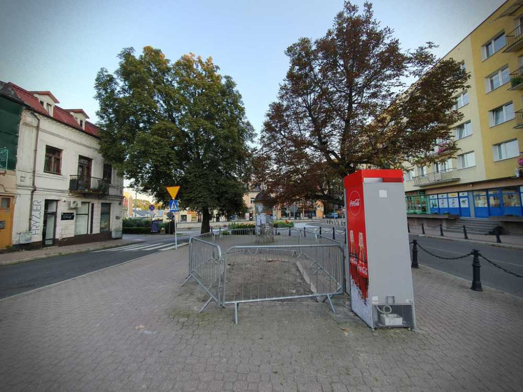 Gdzieś w Hrubieszowie... Zniknął ostatni kiosk [ZDJĘCIA]