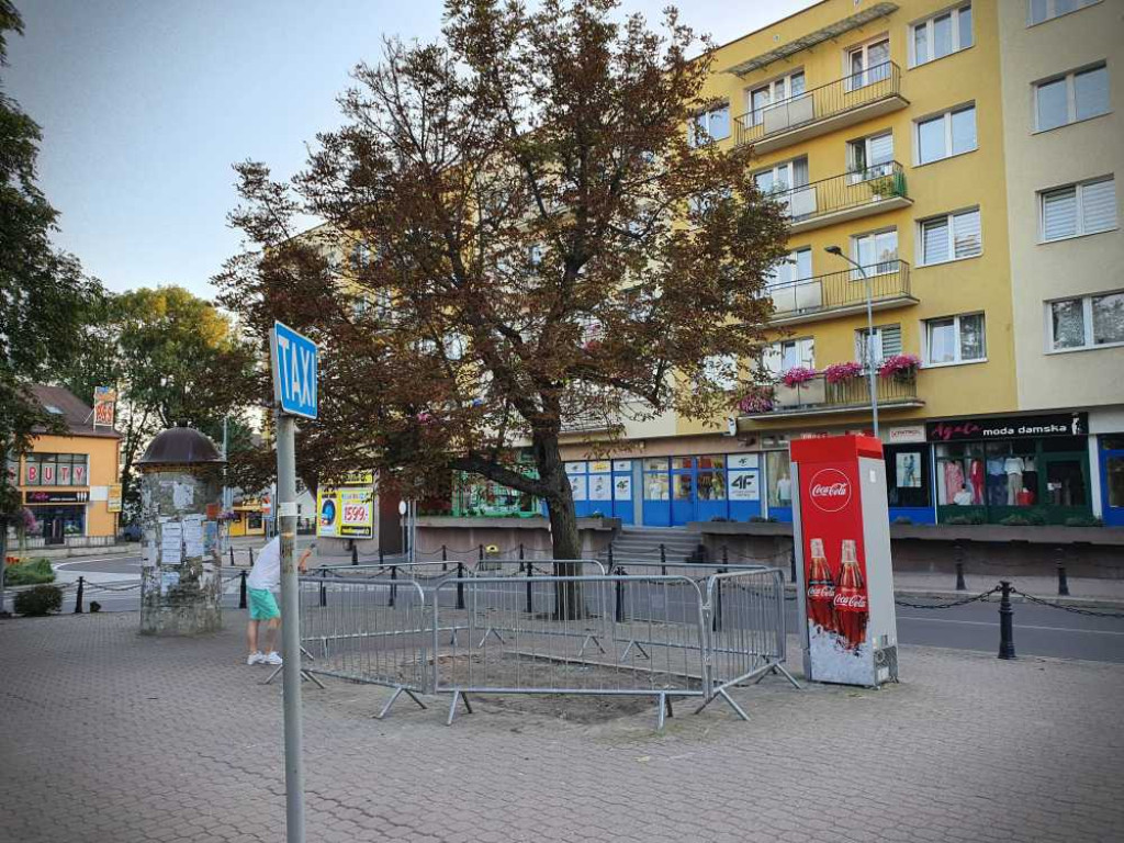 Gdzieś w Hrubieszowie... Zniknął ostatni kiosk [ZDJĘCIA]