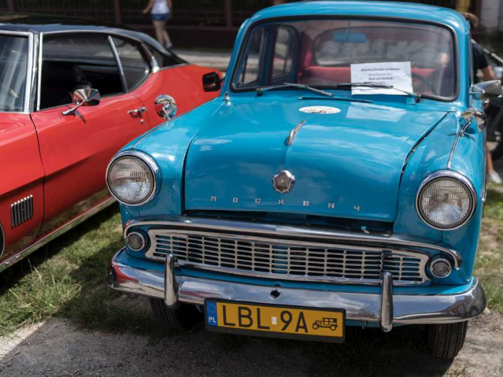 Klasyki na ulicach Zamościa! 3 Zlot Pojazdów Zabytkowych Roztoczańskiego Muzeum PRL już wkrótce [ZDJĘCIA]