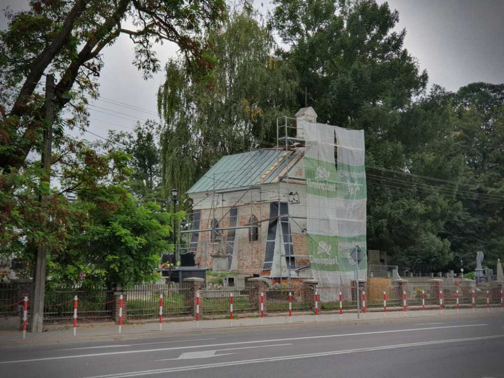 Hrubieszów: Remont kaplicy cmentarnej [ZDJĘCIA]