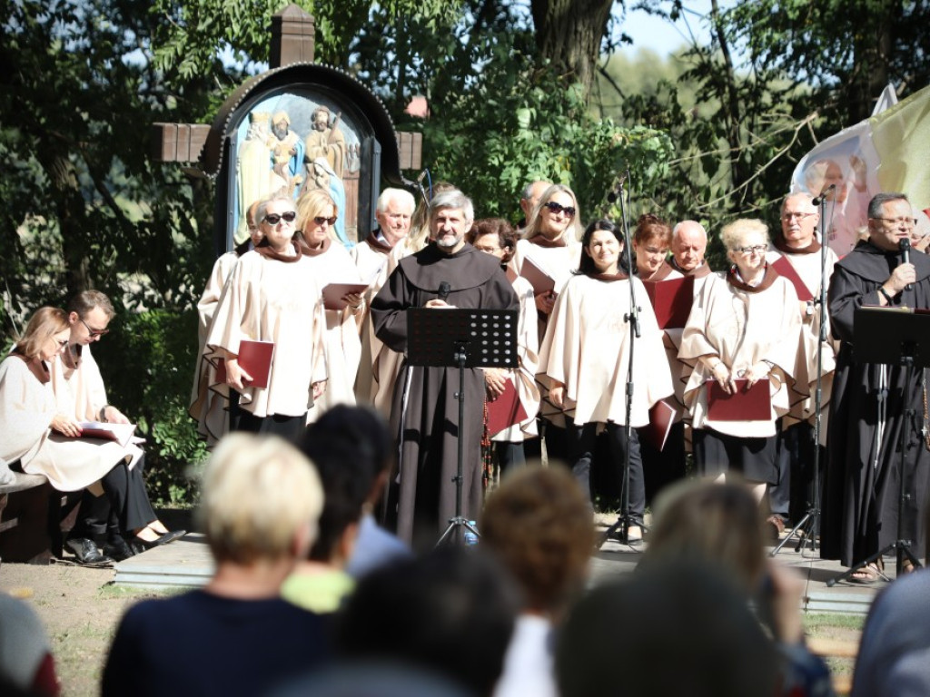 Hrubieszów: Jubileusz Obrazu Matki Bożej Sokalskiej i miejskie dożynki [ZDJĘCIA]