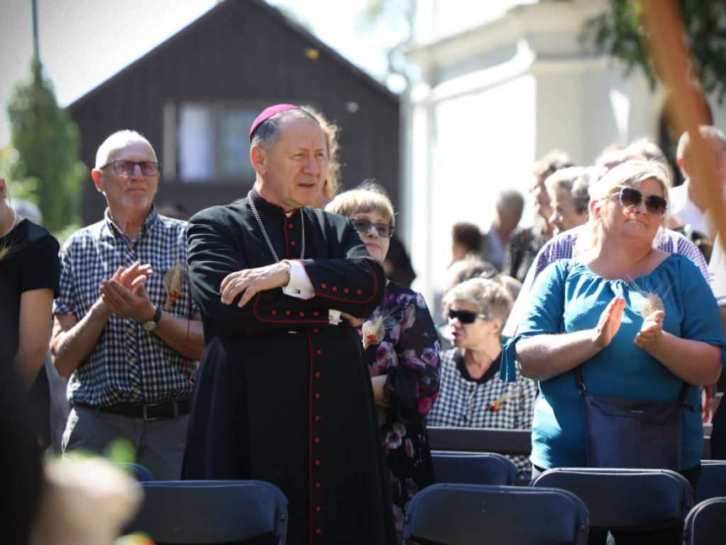 Hrubieszów: Jubileusz Obrazu Matki Bożej Sokalskiej i miejskie dożynki [ZDJĘCIA]