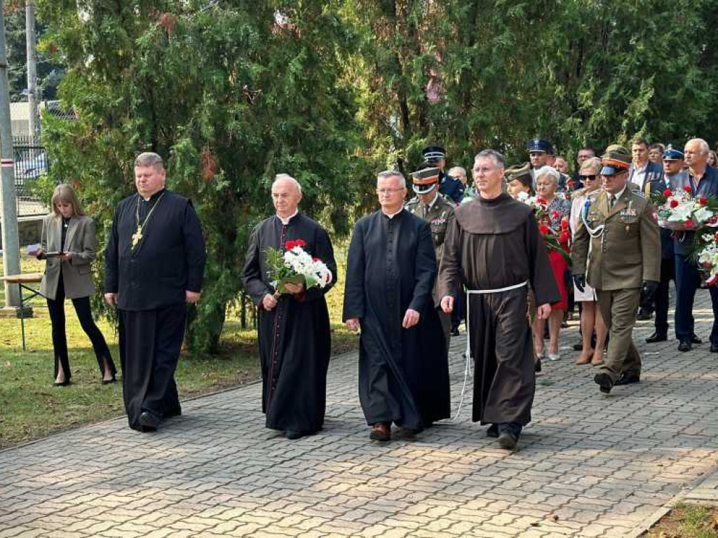 Hrubieszów: Obchody rocznicy sowieckiej agresji na Polskę. Dzień Sybiraka [ZDJĘCIA]