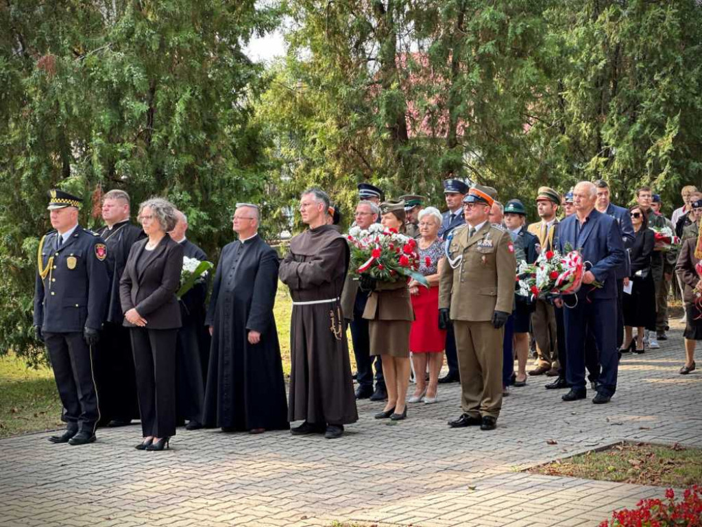 Hrubieszów: Obchody rocznicy sowieckiej agresji na Polskę. Dzień Sybiraka [ZDJĘCIA]
