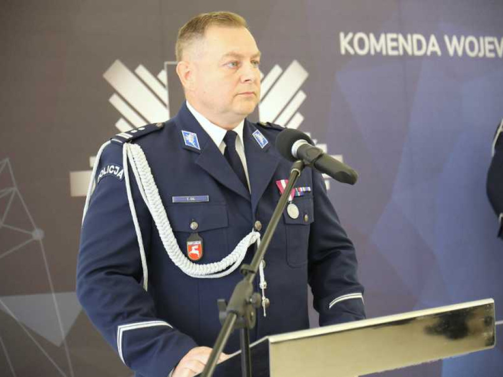 Ślubowanie nowych funkcjonariuszy. Zasilą również szeregi hrubieszowskiej komendy [ZDJĘCIA]