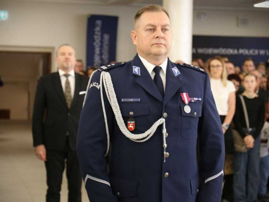 Ślubowanie nowych funkcjonariuszy. Zasilą również szeregi hrubieszowskiej komendy [ZDJĘCIA]