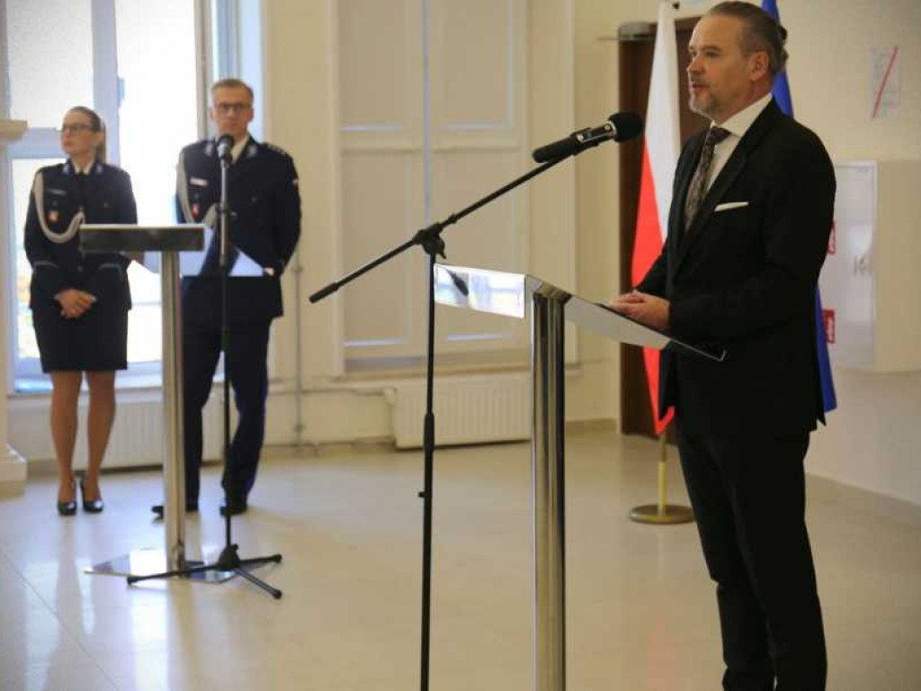 Ślubowanie nowych funkcjonariuszy. Zasilą również szeregi hrubieszowskiej komendy [ZDJĘCIA]