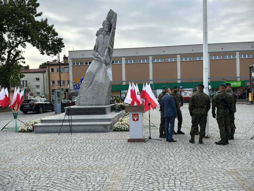 Hrubieszów: Obchody Dnia Podziemnego Państwa Polskiego [ZDJĘCIA]