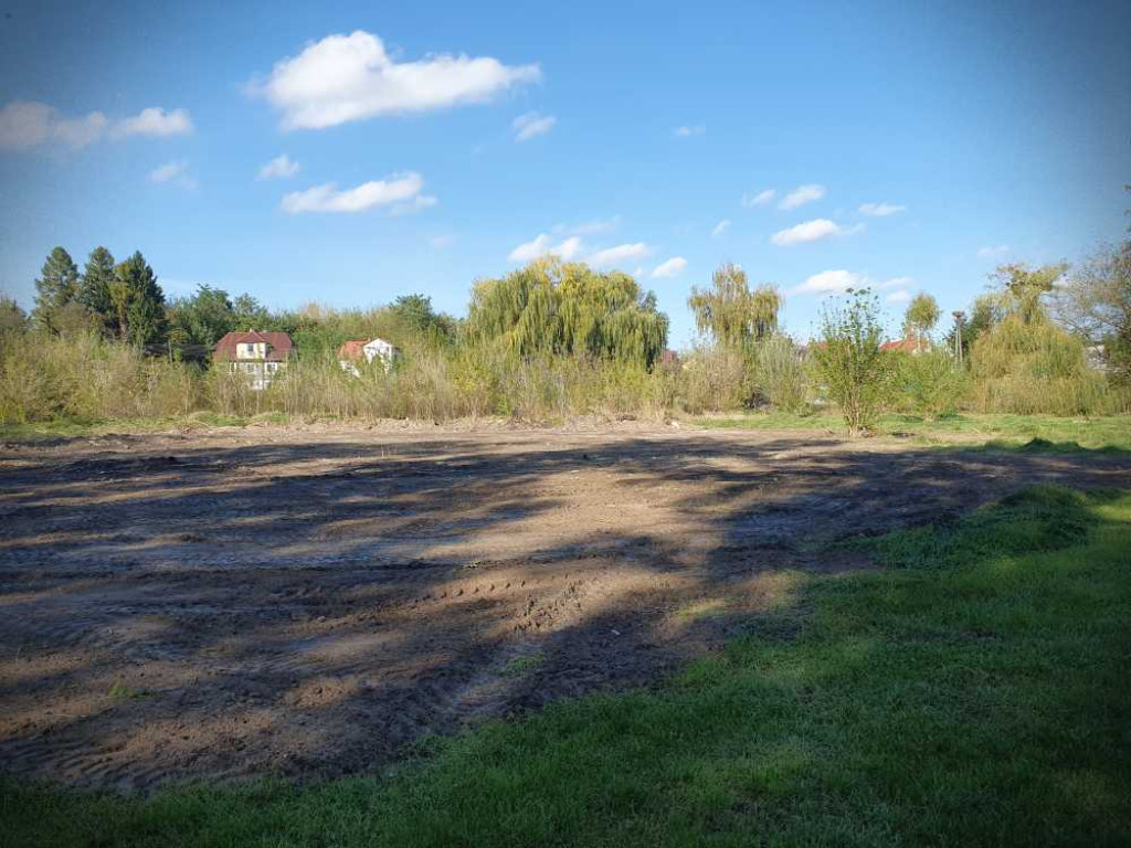 Hrubieszów: Trwają prace przy polu namiotowym [ZDJĘCIA]