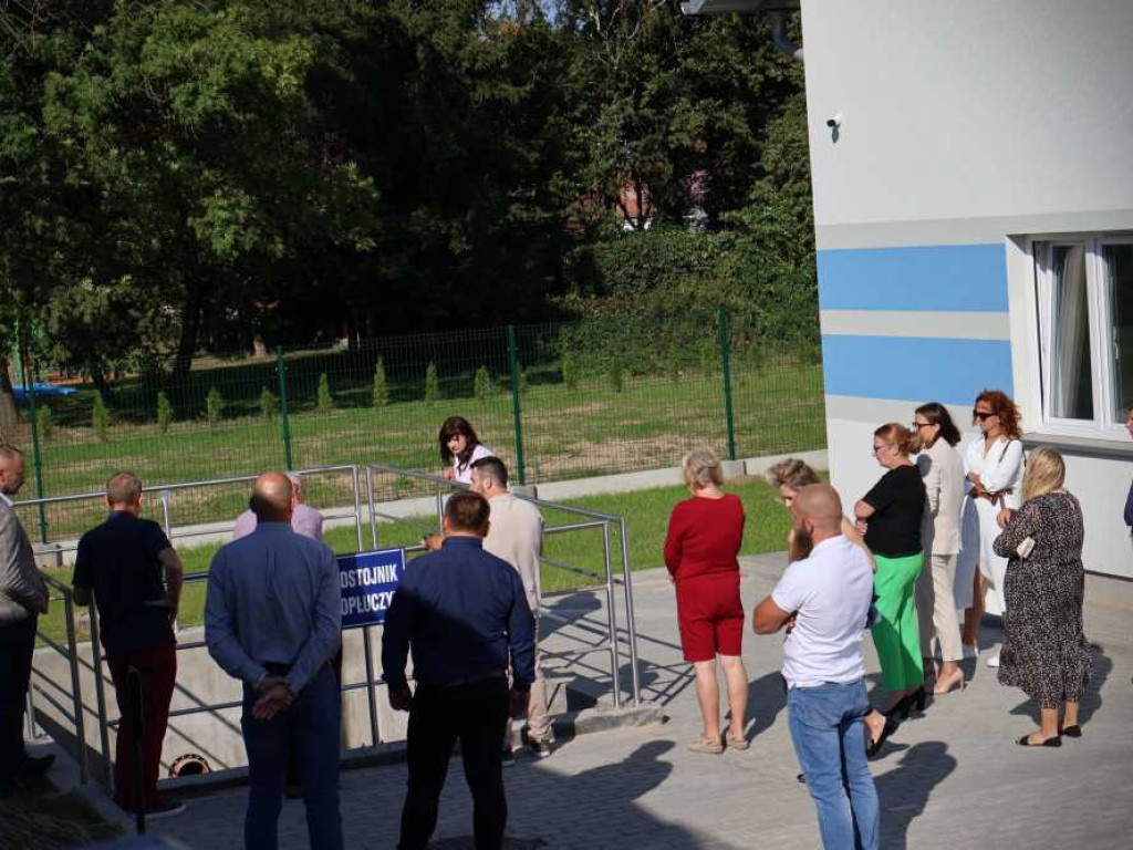 Nowa stacja uzdatniania wody w Sahryniu. Ma pierwszą w regionie paczkowarkę wody pitnej [ZDJĘCIA]