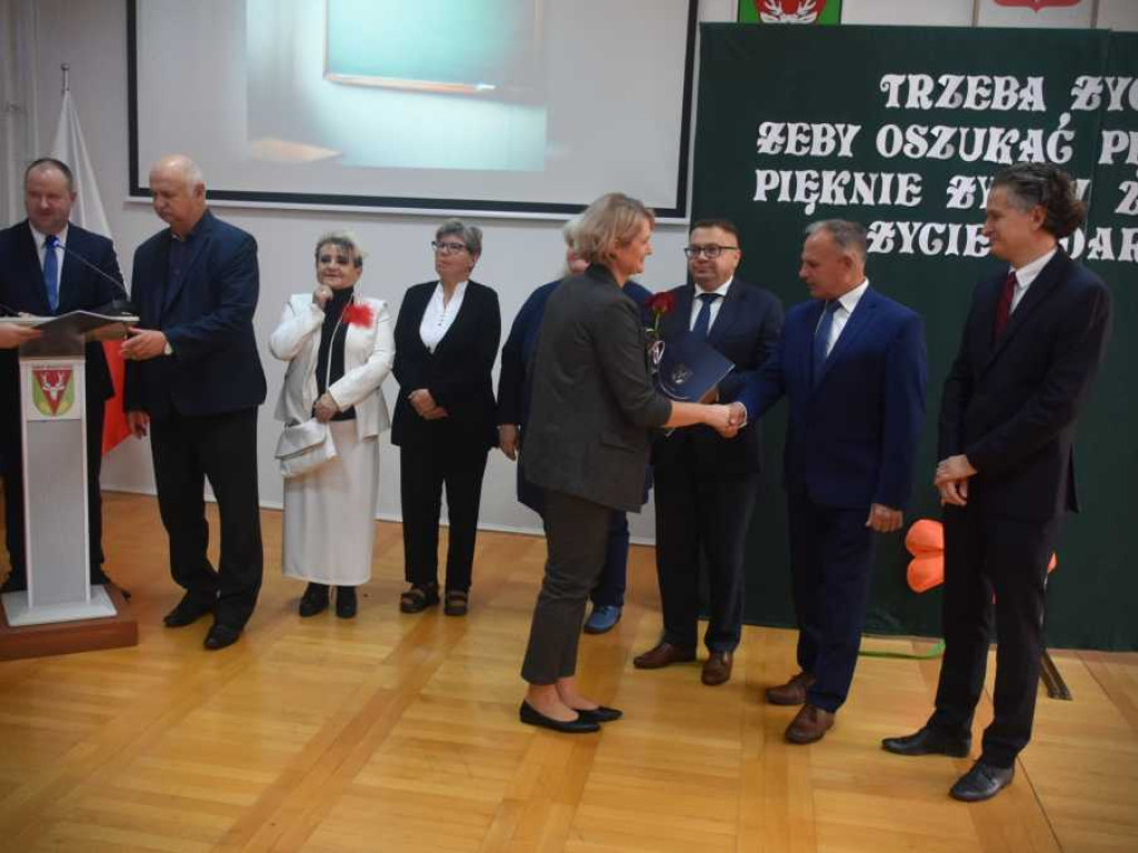 Nagrody dla hrubieszowskich nauczycieli [ZDJĘCIA]