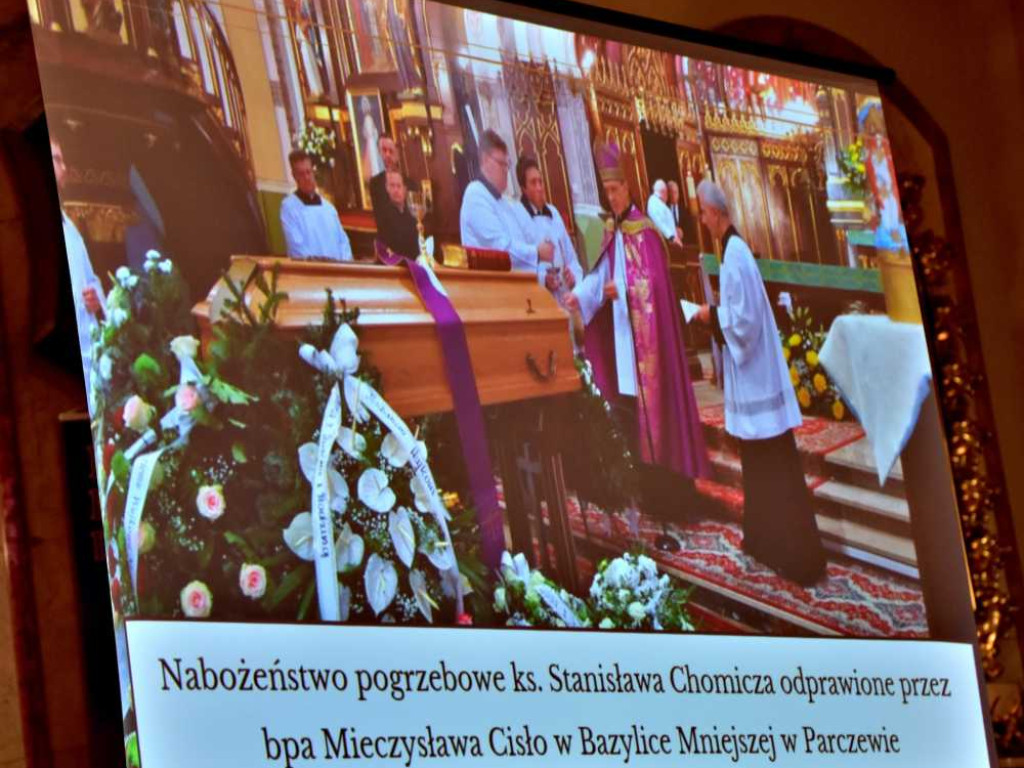 Hrubieszów: W pierwszą rocznicę śmierci ks. Stanisława Chomicza [ZDJĘCIA]