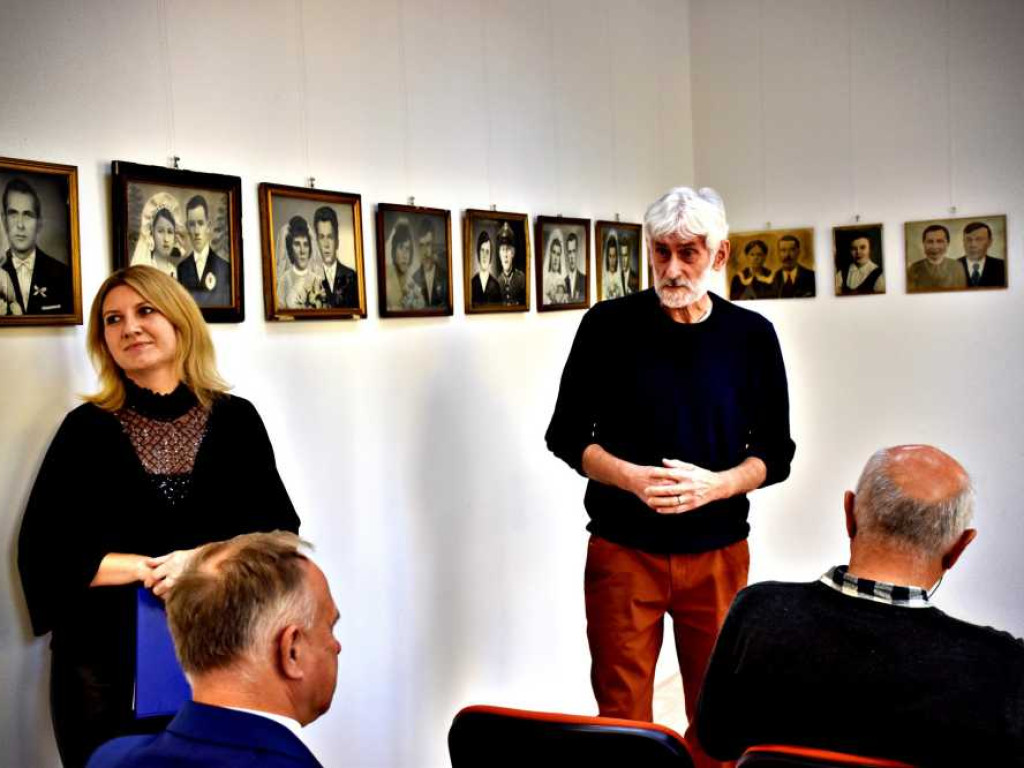 Hrubieszów: Portrety czasu - historia w monidłach zapisana [ZDJĘCIA, WIDEO]