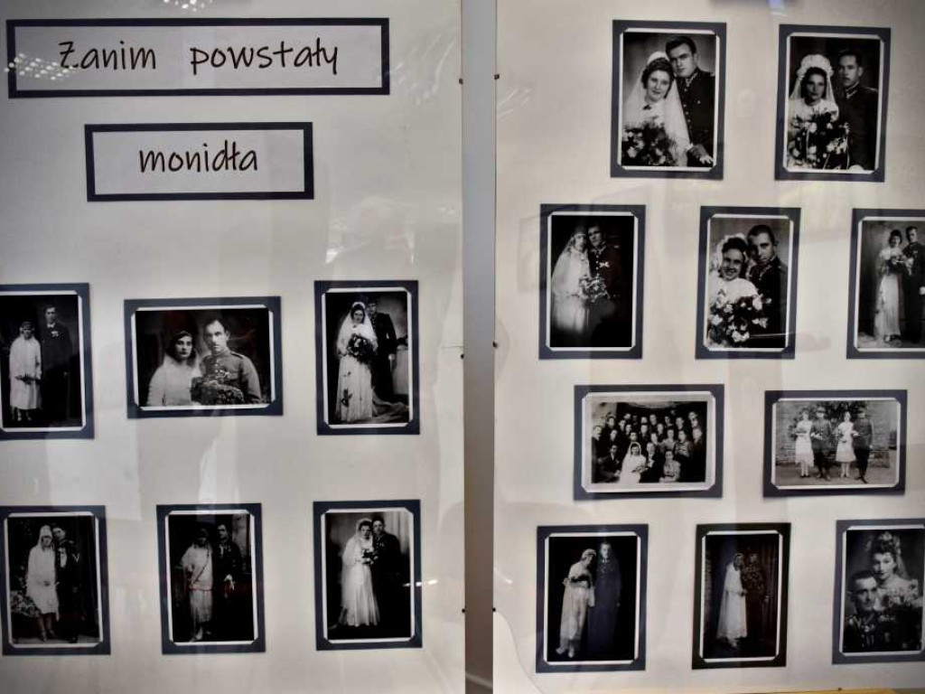 Hrubieszów: Portrety czasu - historia w monidłach zapisana [ZDJĘCIA, WIDEO]