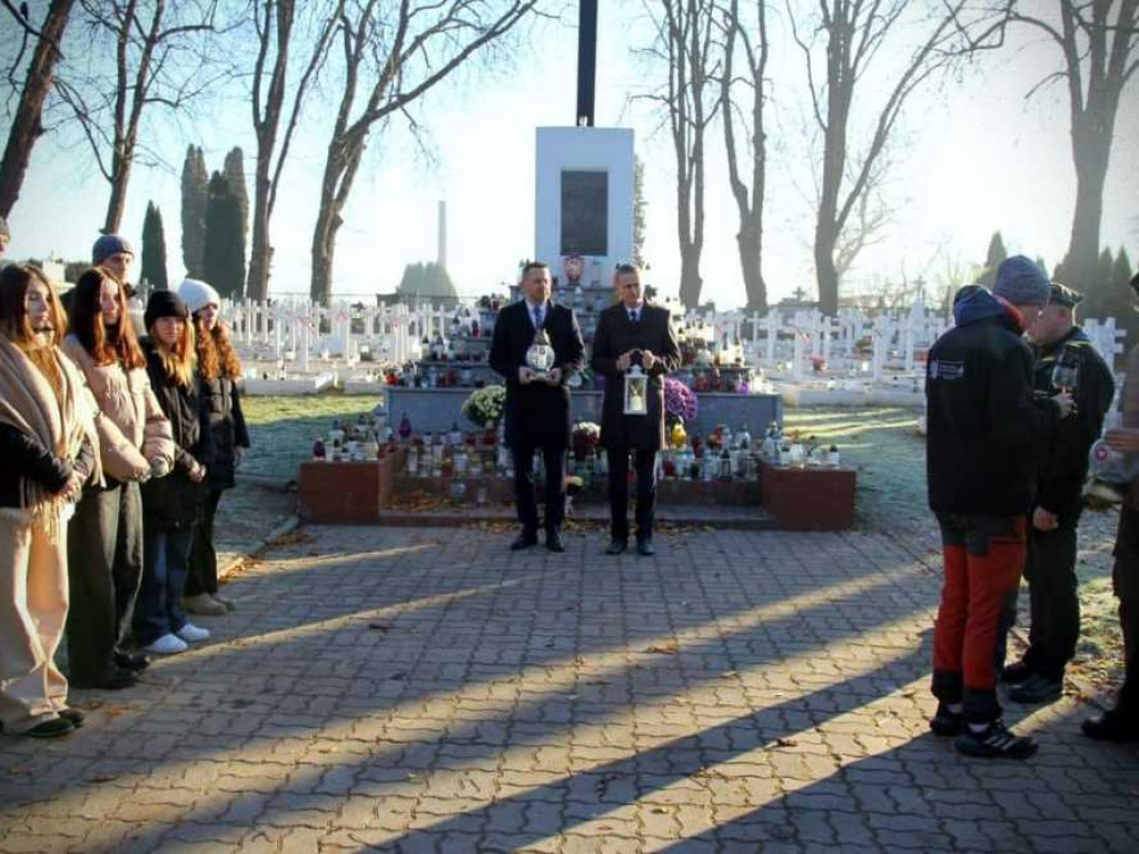 Ogień Niepodległości na Ziemi Hrubieszowskiej [ZDJĘCIA]