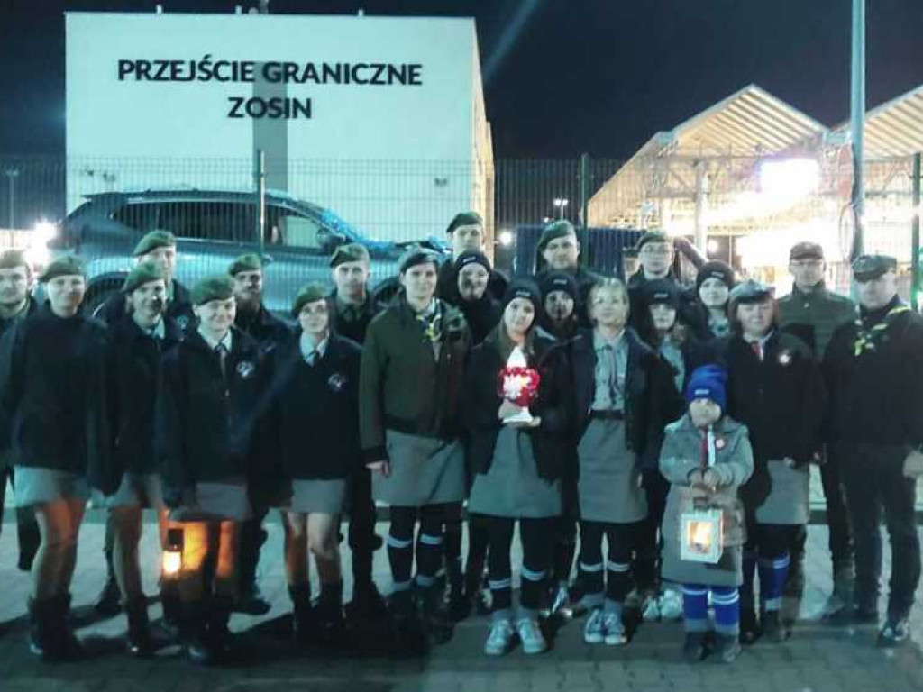 Ogień Niepodległości na Ziemi Hrubieszowskiej [ZDJĘCIA]