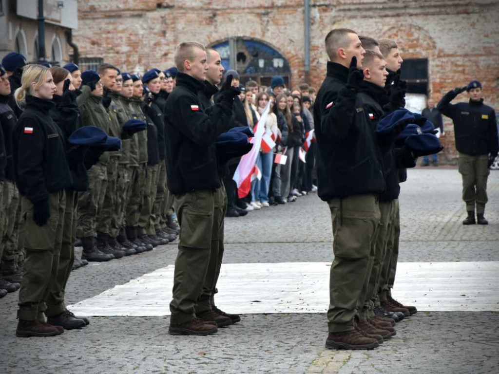 Hrubieszów: Marsz Niepodległości i przysięga [ZDJĘCIA, WIDEO]