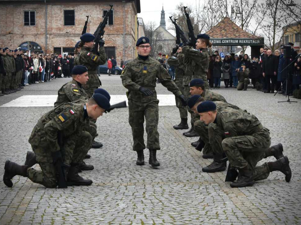 Hrubieszów: Marsz Niepodległości i przysięga [ZDJĘCIA, WIDEO]